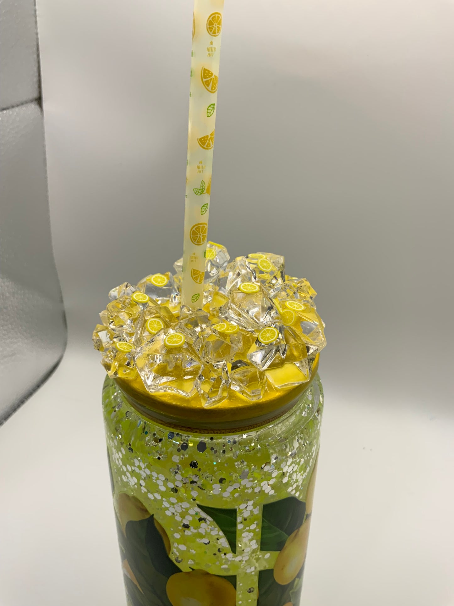 RTS Glass Snow Globe{When Life Gives You Lemons Make Lemonade} 16 oz