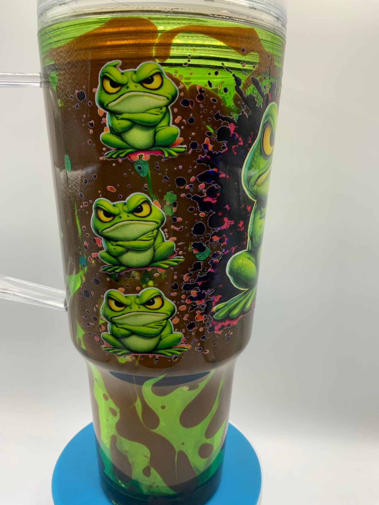 RTS {Mad Frog} 40 oz Lava Snow Globe Cup