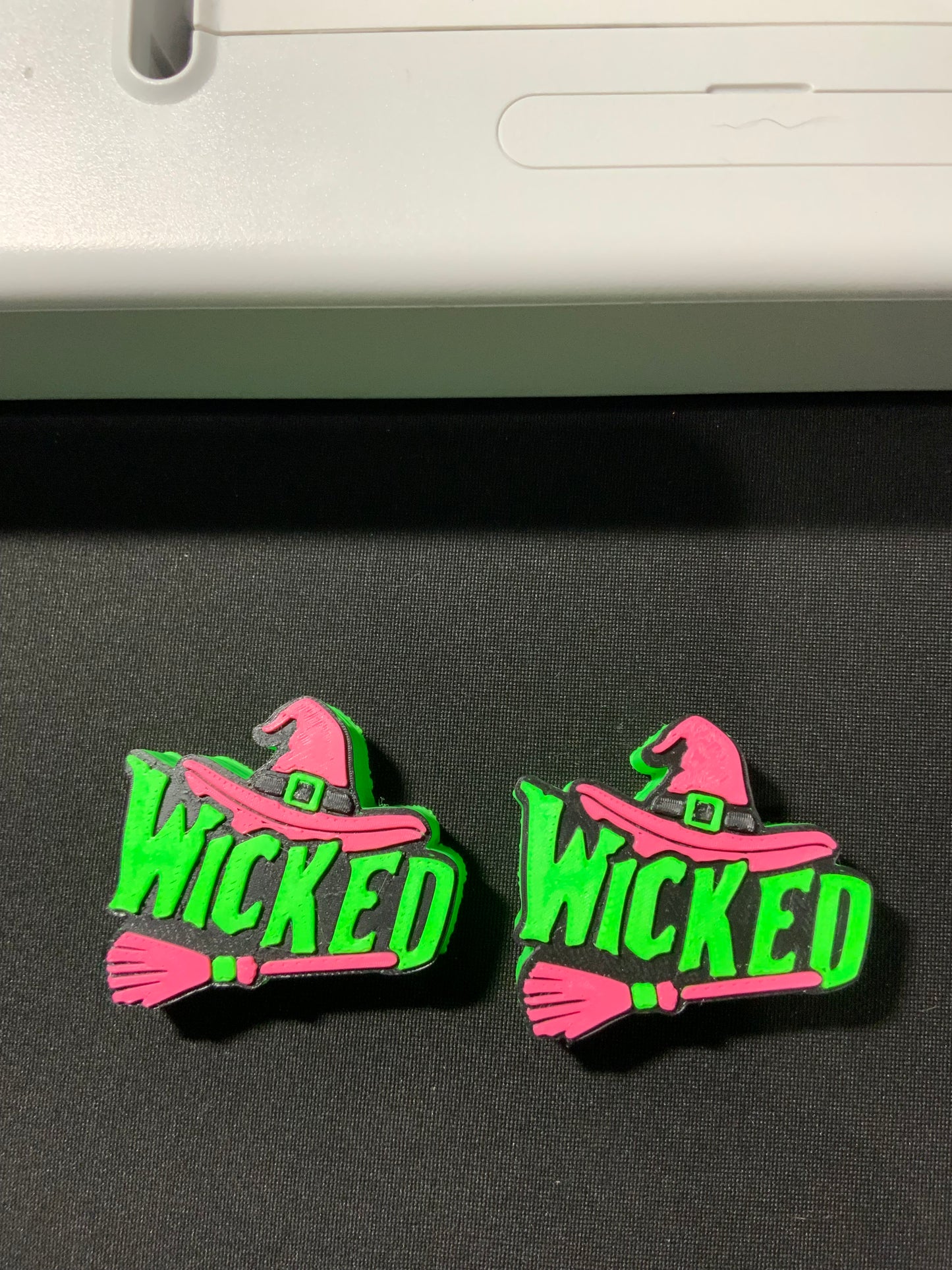 RTS {Wicked} Straw Topper