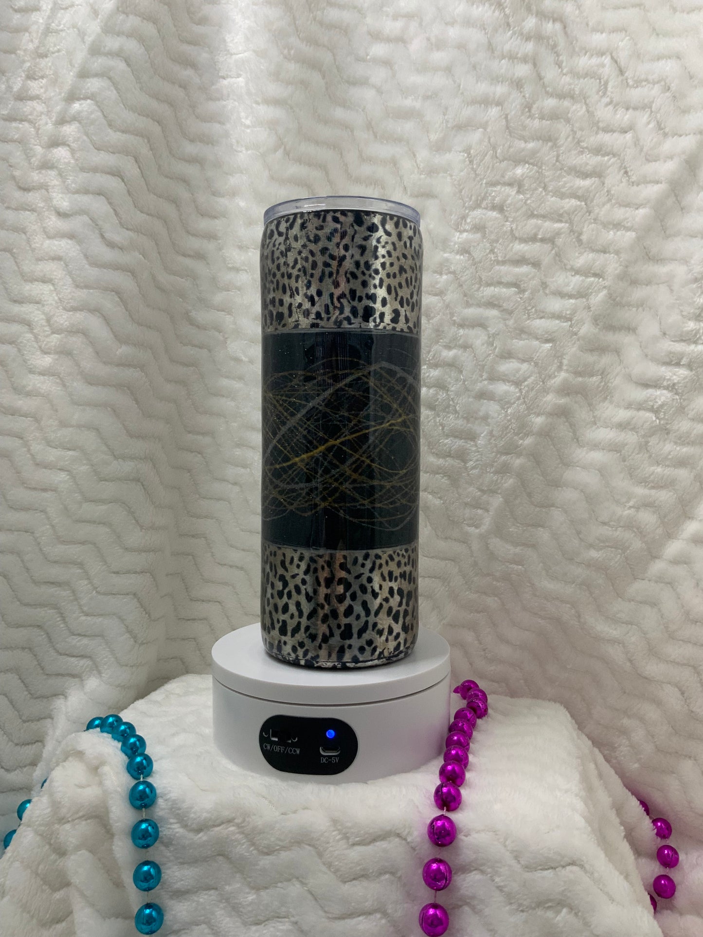 RTS {Silver leopard} Foil base 24 oz Plump