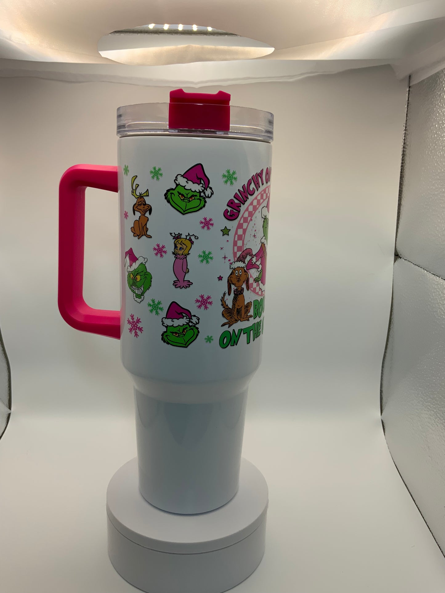 RTS Pink Handle {Grinch Christmas} 40 oz