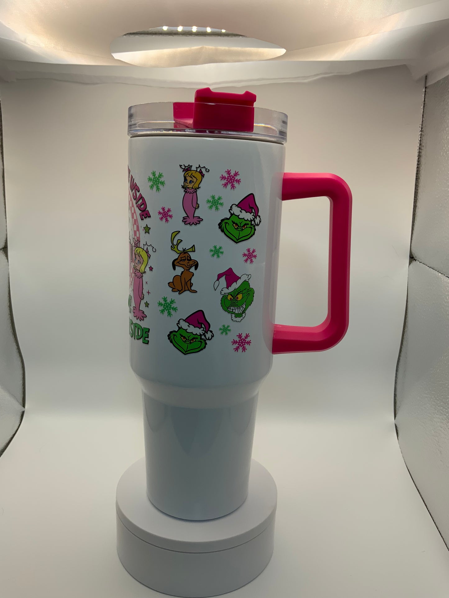 RTS Pink Handle {Grinch Christmas} 40 oz