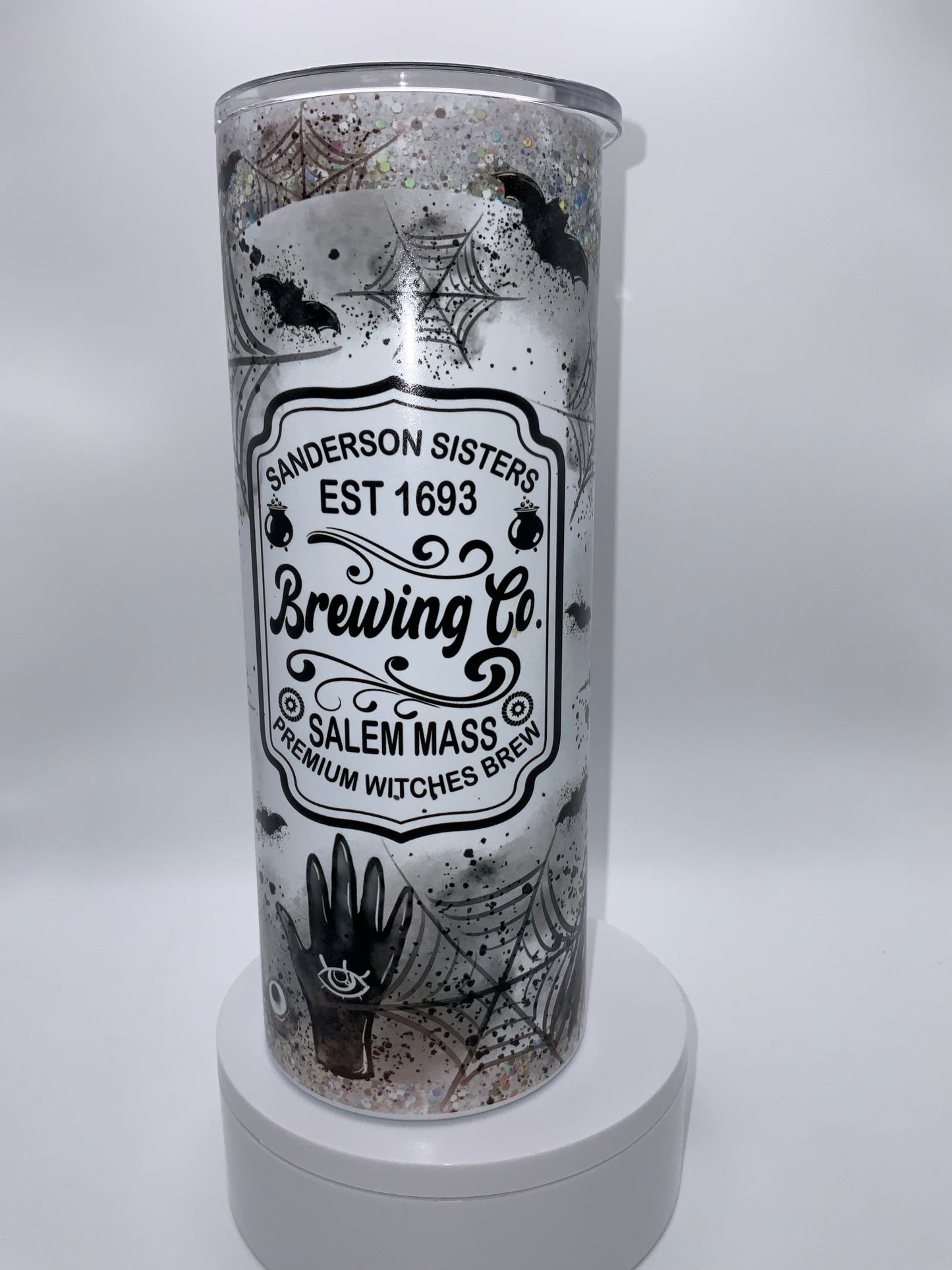 RTS {Hocus Pocus} 25oz Straight Glows Green