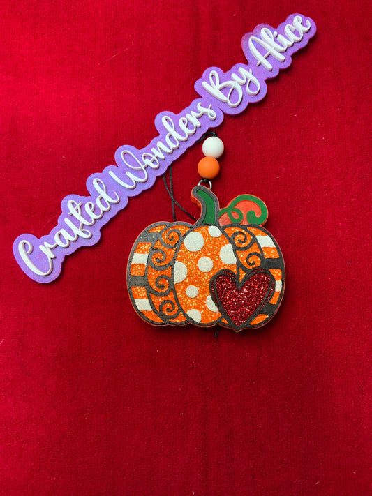 MTO {Pumpkin With Heart} Freshie