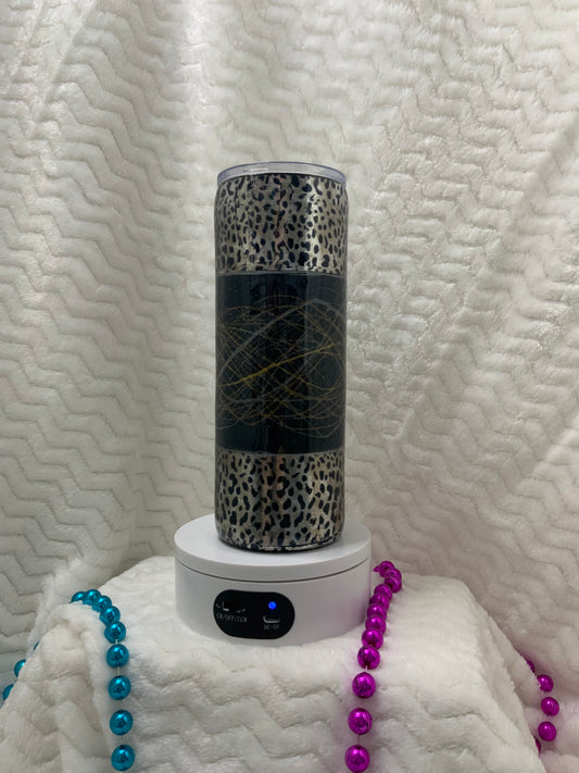 Silver leopard {Foil Base}